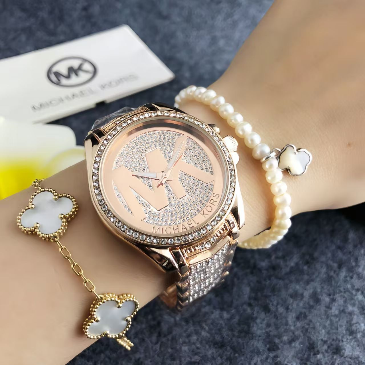Michael Kors Jam Tangan Wanita - Luxury Watch Photography ulasan dan harga