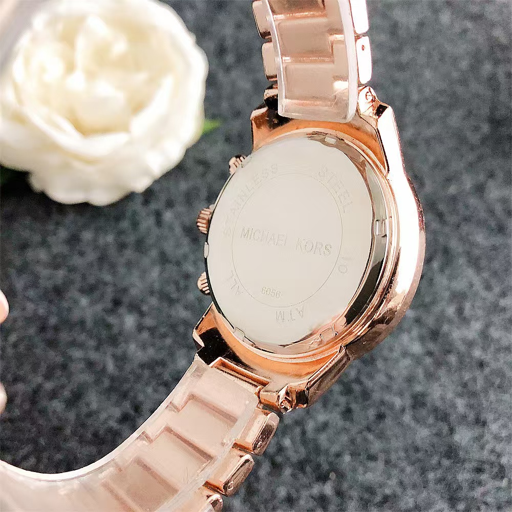 Tas Jam Tangan Bisnis Wanita M - Luxury Watch Photography ulasan dan harga