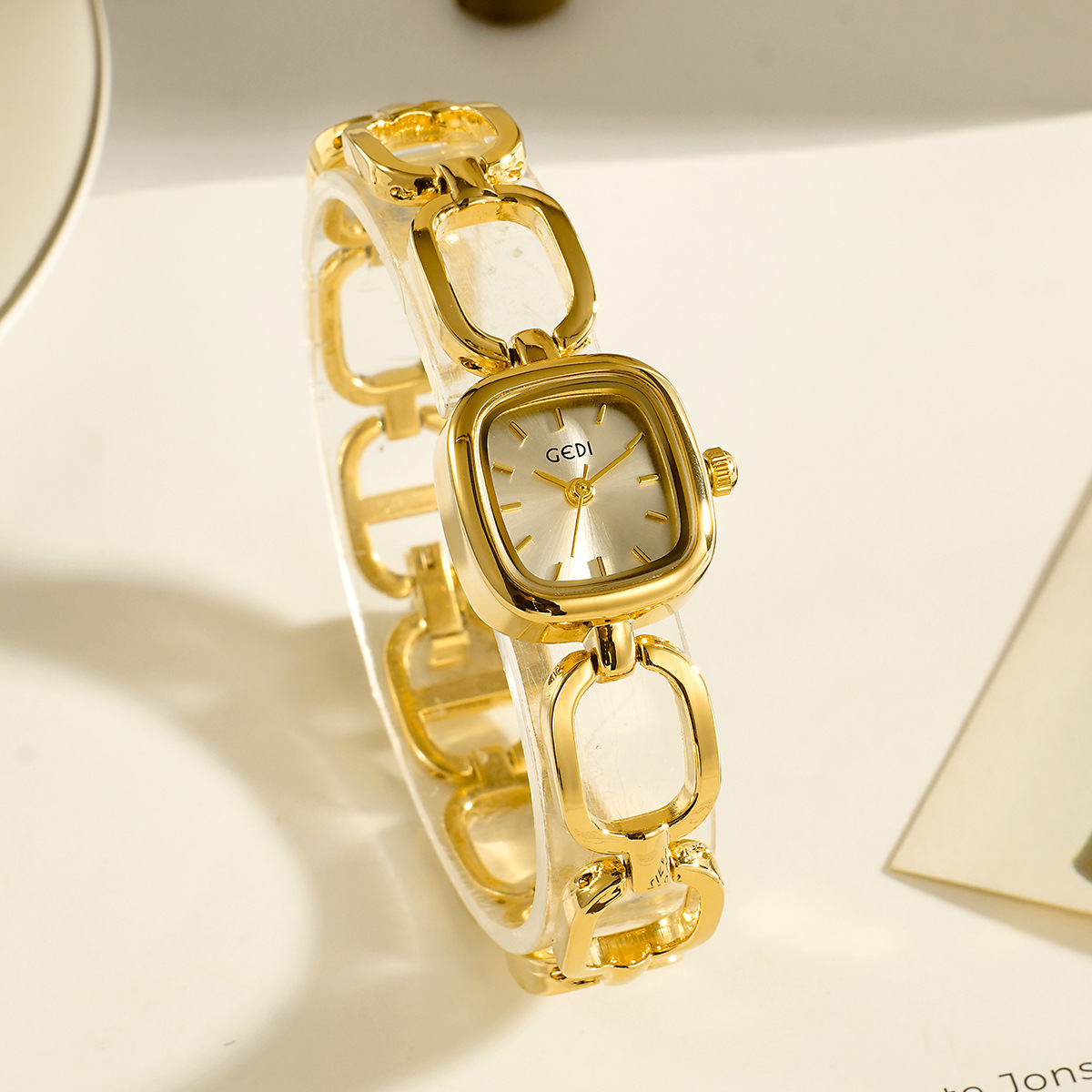 Jam Tangan Wanita Merek GEDI,  - Luxury Watch List ulasan dan harga