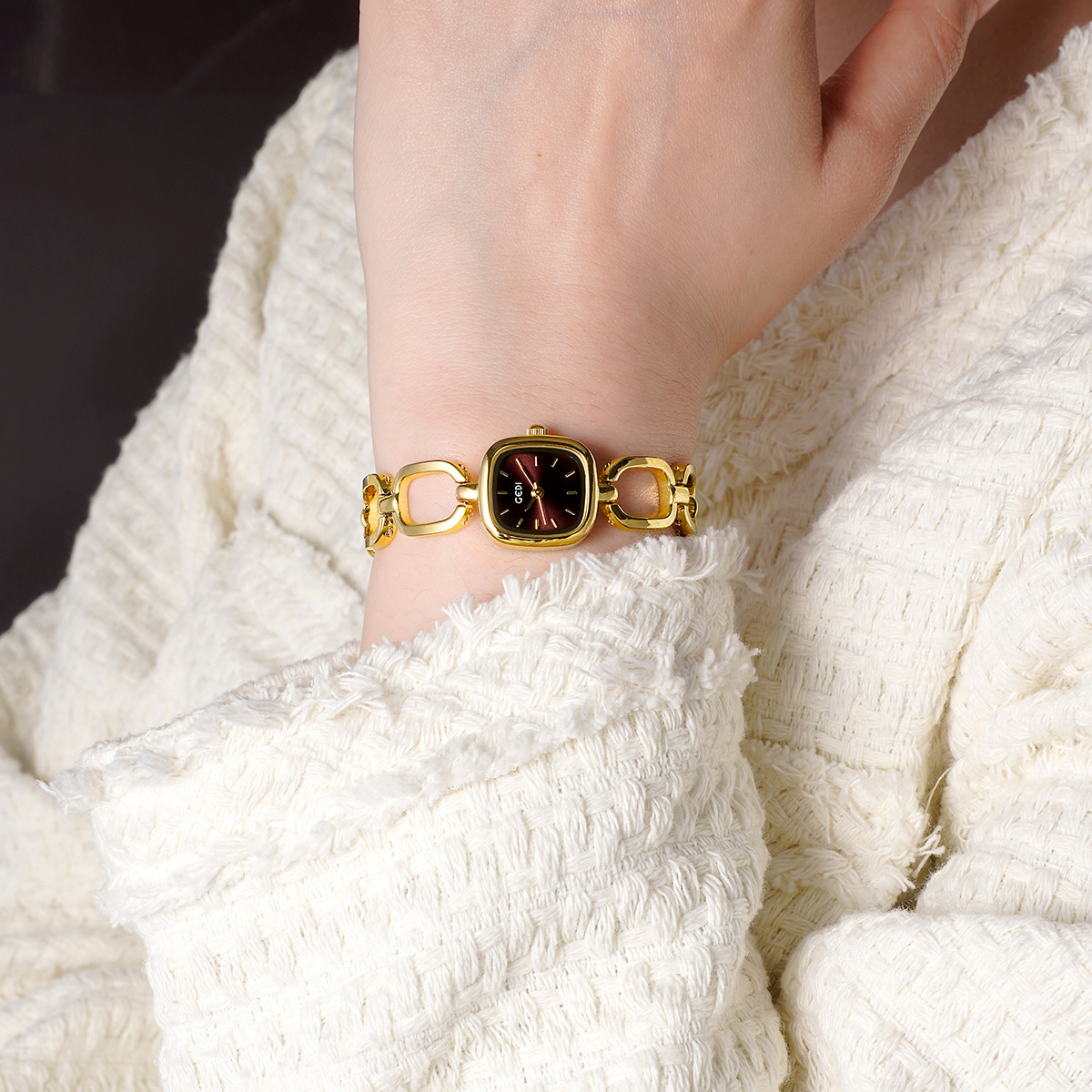 Jam Tangan Wanita Merek GEDI,  - Luxury Watch List ulasan dan harga